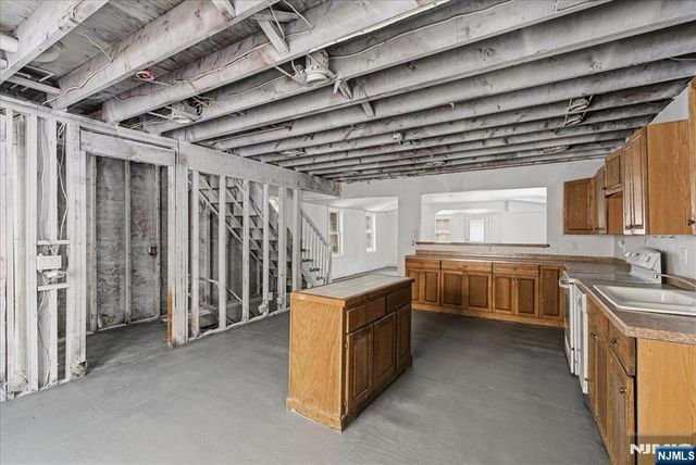 1836 Clinton Road, West Milford, NJ 07421