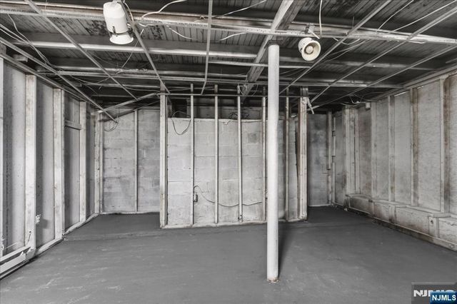 1836 Clinton Road, West Milford, NJ 07421