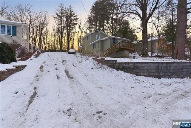 1836 Clinton Road, West Milford, NJ 07421