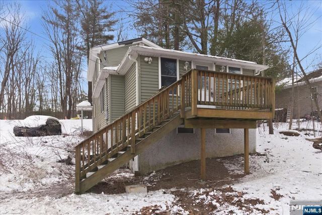 1836 Clinton Road, West Milford, NJ 07421