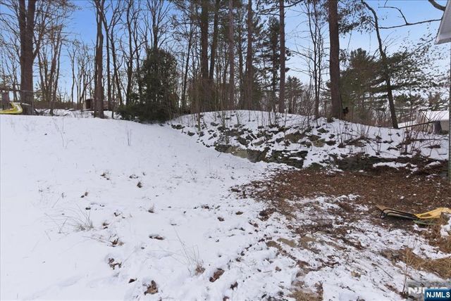 1836 Clinton Road, West Milford, NJ 07421