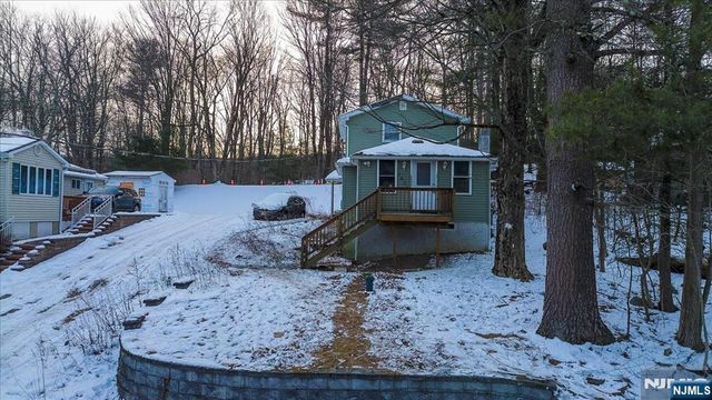 1836 Clinton Road, West Milford, NJ 07421