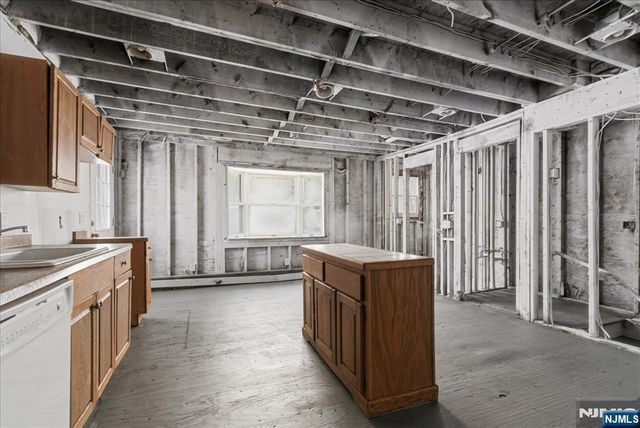 1836 Clinton Road, West Milford, NJ 07421