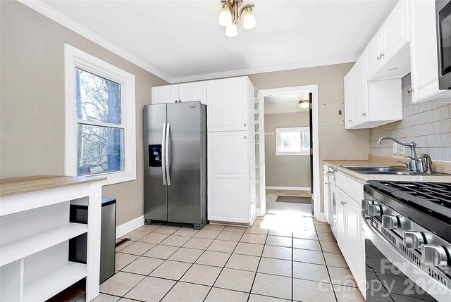 4411 Murrayhill Road, Charlotte, NC 28209