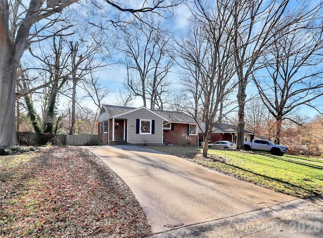 4411 Murrayhill Road, Charlotte, NC 28209