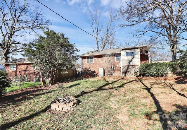 4411 Murrayhill Road, Charlotte, NC 28209