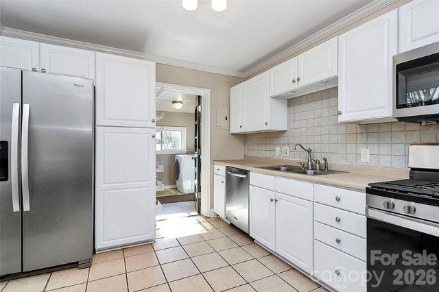 4411 Murrayhill Road, Charlotte, NC 28209