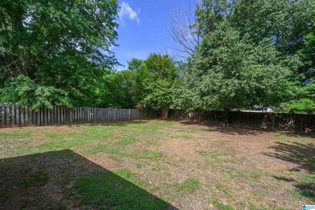 1628 EASTERN VALLEY ROAD, Bessemer, AL 35022