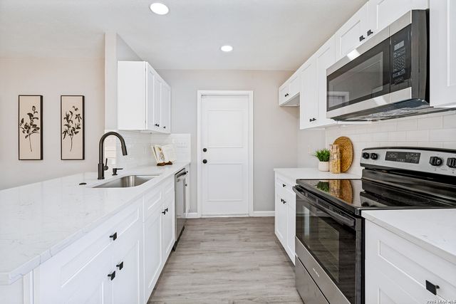 15006 Flaming Creek, San Antonio, TX 78217