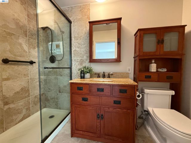 516 Moraga Way, Orinda, CA 94563