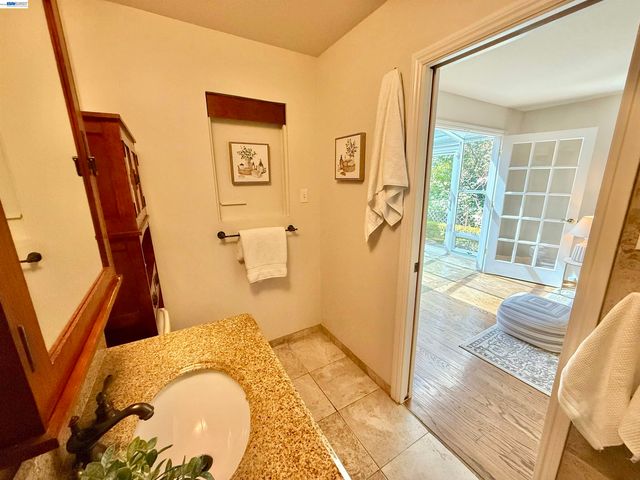 516 Moraga Way, Orinda, CA 94563
