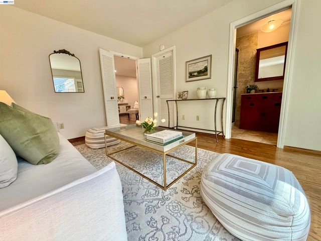516 Moraga Way, Orinda, CA 94563