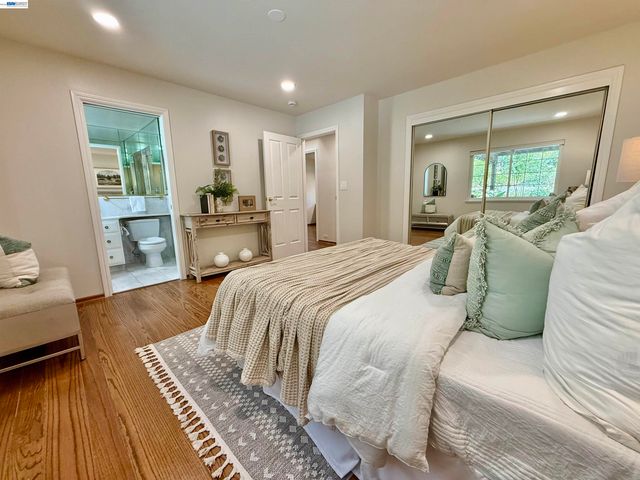 516 Moraga Way, Orinda, CA 94563