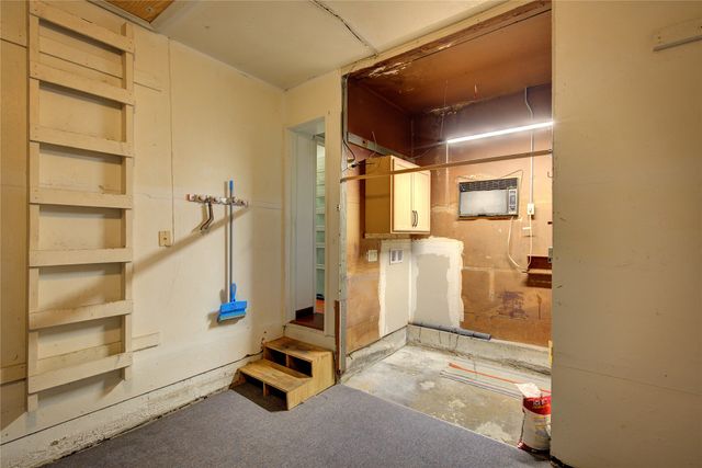 210 E Daugherty Drive, Garland, TX 75041