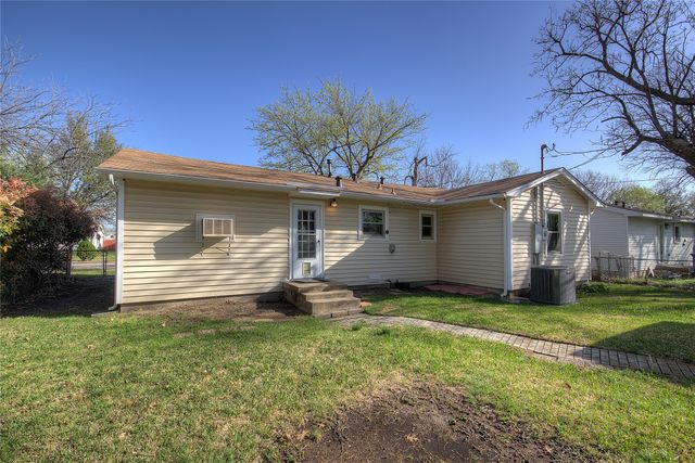 210 E Daugherty Drive, Garland, TX 75041