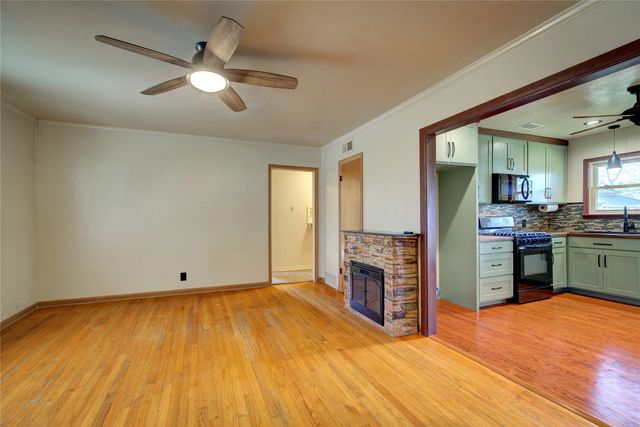 210 E Daugherty Drive, Garland, TX 75041