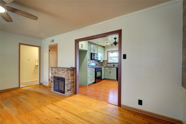 210 E Daugherty Drive, Garland, TX 75041