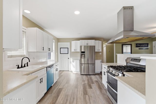 161 Mooring Road, Manahawkin, NJ 08050