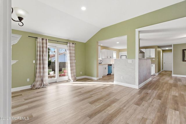 161 Mooring Road, Manahawkin, NJ 08050