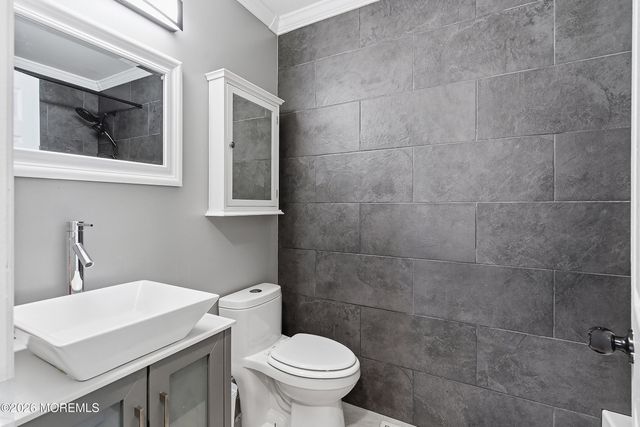 161 Mooring Road, Manahawkin, NJ 08050