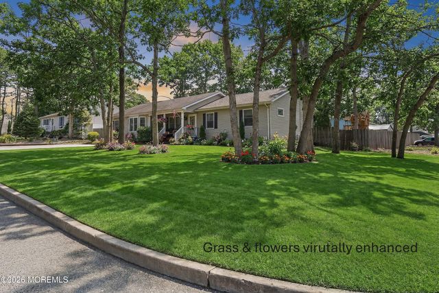 161 Mooring Road, Manahawkin, NJ 08050