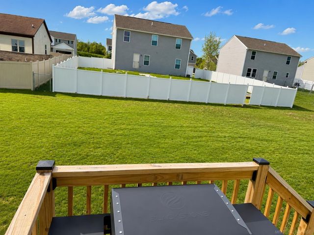 2247 Hunter Lane, Burton, MI 48519