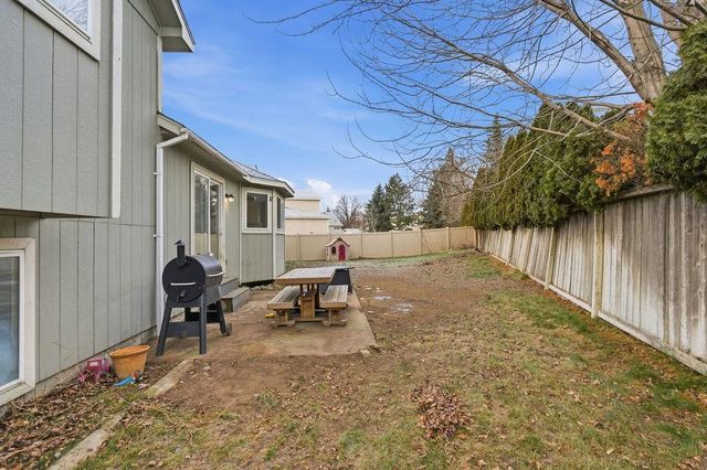 3206 S Vercler Rd, Spokane, WA 99206