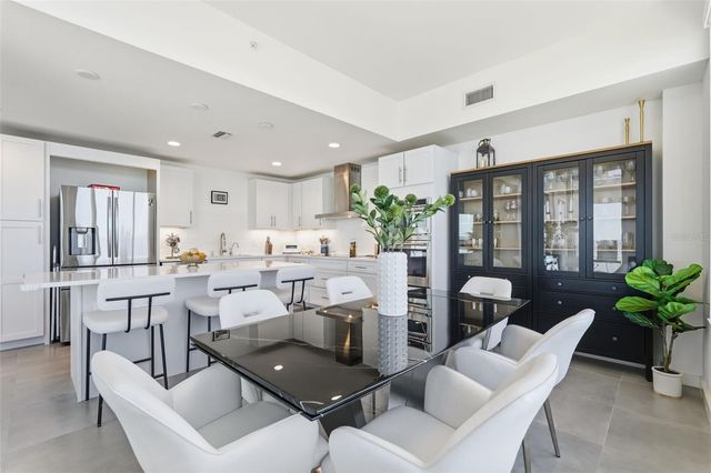 920 N OSCEOLA AVENUE 210, Clearwater, FL 33755