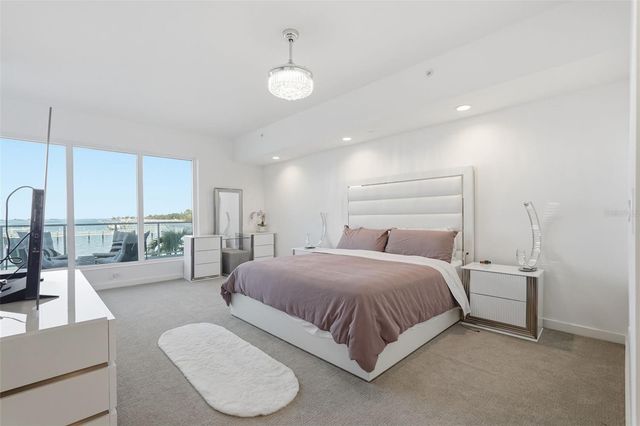 920 N OSCEOLA AVENUE 210, Clearwater, FL 33755