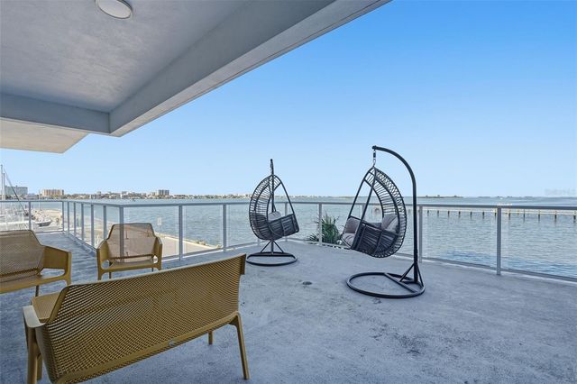 920 N OSCEOLA AVENUE 210, Clearwater, FL 33755