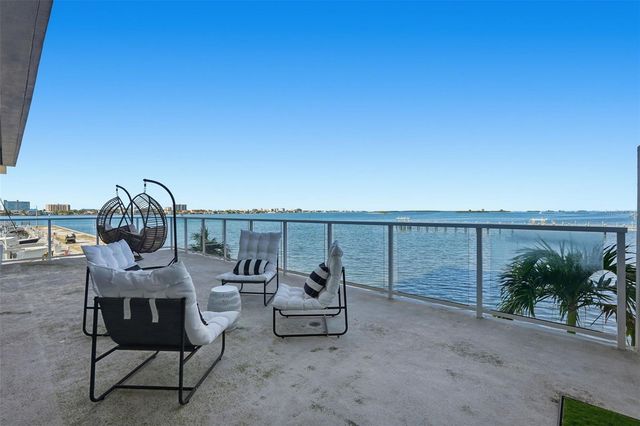 920 N OSCEOLA AVENUE 210, Clearwater, FL 33755