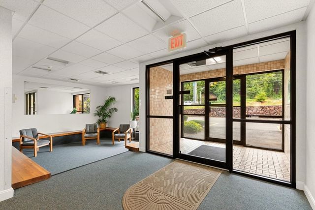 40 Main St 205, Stoneham, MA 02180
