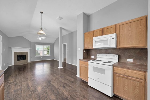 18441 Sunrise Oaks Court, Montgomery, TX 77316