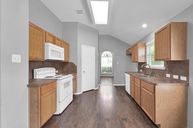 18441 Sunrise Oaks Court, Montgomery, TX 77316