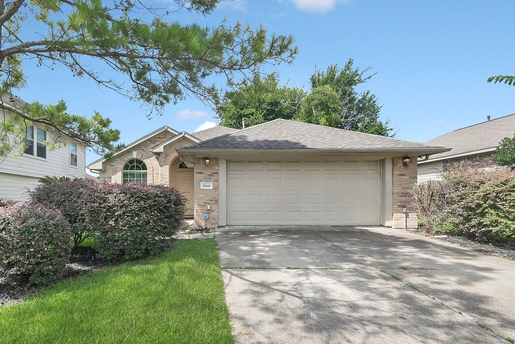 18441 Sunrise Oaks Court, Montgomery, TX 77316