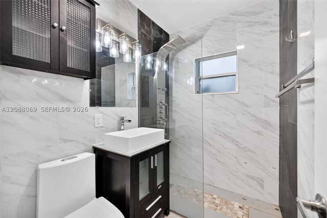 320 SW 12th Ave, Fort Lauderdale, FL 33312