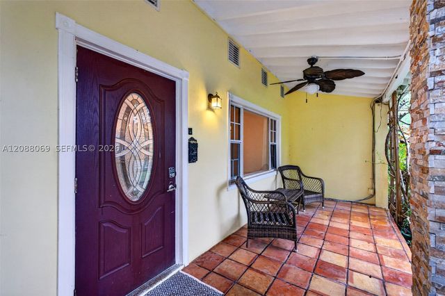 320 SW 12th Ave, Fort Lauderdale, FL 33312