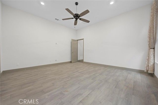 5913 Hawthorn Tree, Bakersfield, CA 93313