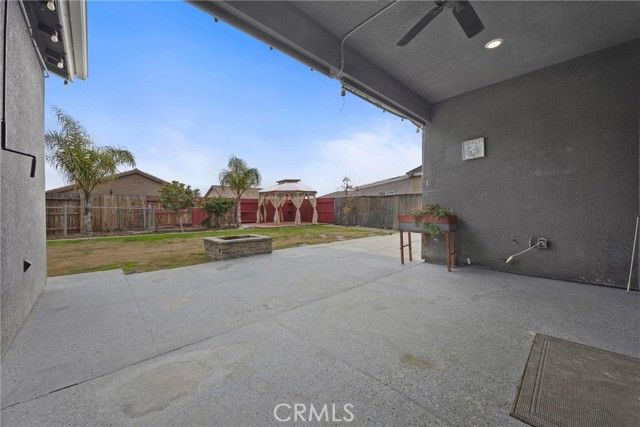 5913 Hawthorn Tree, Bakersfield, CA 93313