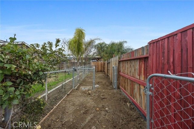 5913 Hawthorn Tree, Bakersfield, CA 93313