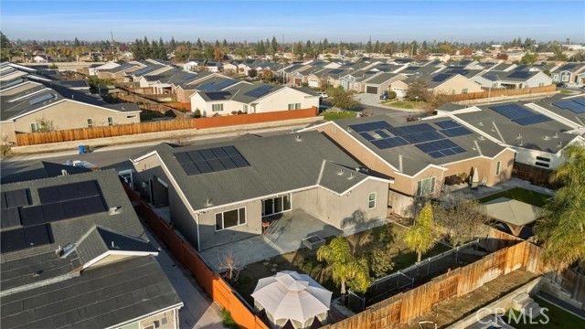 5913 Hawthorn Tree, Bakersfield, CA 93313