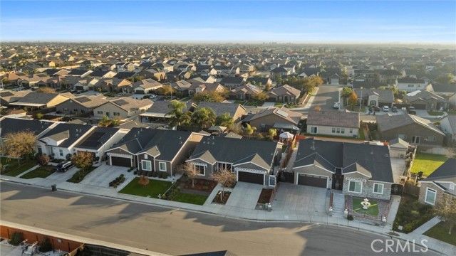 5913 Hawthorn Tree, Bakersfield, CA 93313