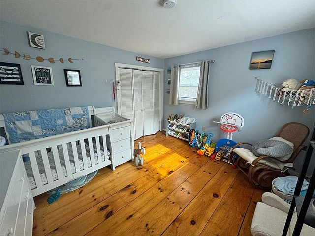 201 Cones Point Road, Poultney, VT 05764
