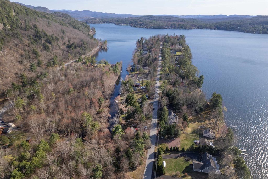 201 Cones Point Road, Poultney, VT 05764