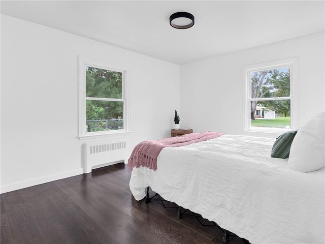 5 Sweetfern Road, Warwick, RI 02888