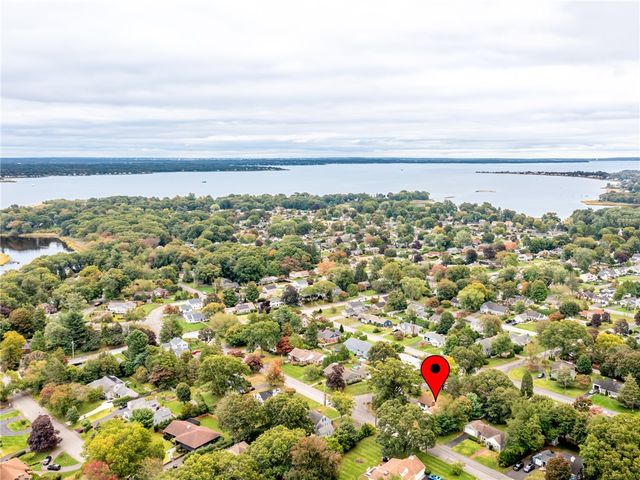 5 Sweetfern Road, Warwick, RI 02888