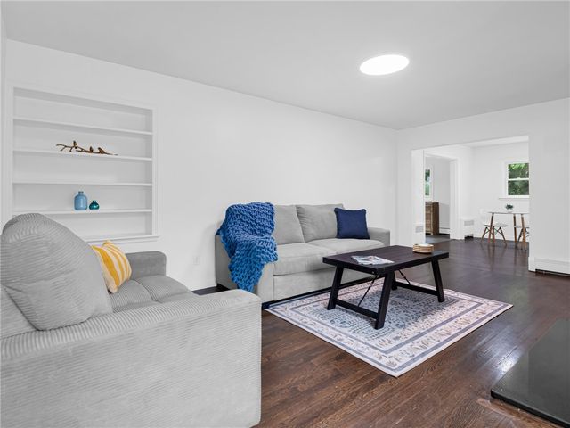 5 Sweetfern Road, Warwick, RI 02888