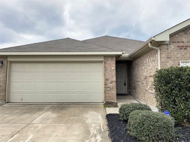 247 Pine Crest Drive, Justin, TX 76247