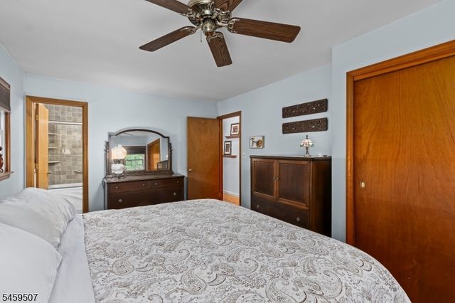 20 Edward Dr, Mount Olive Twp., NJ 07836