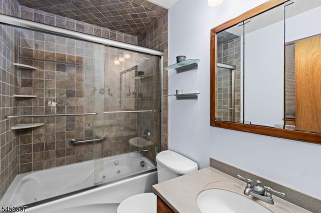 20 Edward Dr, Mount Olive Twp., NJ 07836
